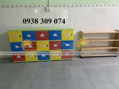 Tủ nhựa đựng đồ dùng mầm non, tủ đựng cặp mầm non giá rẻ 2