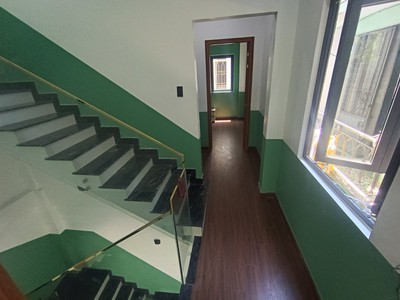 Nhà mặt tiền nguyễn chí thanh đường 10.5m ,5 tầng xịn sò, kd đẳng cấp 1