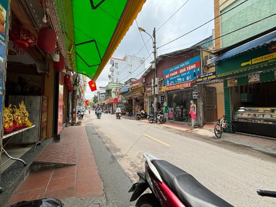 Bán nhà mp xuân đỉnh -kinh doanh đa nghành sát xuân la 136m 27.2ty 0