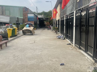 Chính chủ cần bán nhà sổ đỏ chung tại phường tân phước khánh, tân uyên, bình dương. 2