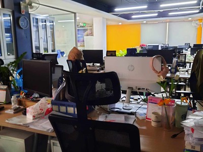 Cho thuê mặt bằng văn phòng và kinh doanh tầng 3 2