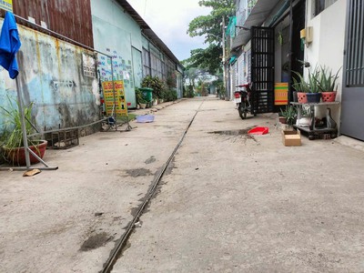 Quá thơm đầu tư chốt gấp 4 căn liền kề ngay chợ bình thành nhỉnh 3 tỷ. 0