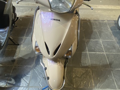Chính chủ bán xe Lead 2012, biển HBT 3