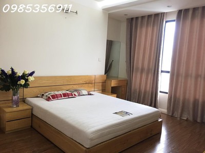 Chính chủ cần bán căn 3 phòng ngủ times, căn rộng 2