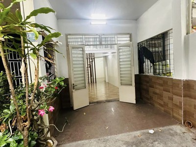 ♪ nhà gần mt ông ích khiêm nguyễn văn linh, 47m2 gác lửng, 2.15 tỷ 0