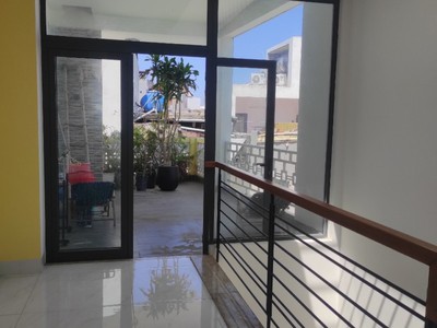 Nhà lê đình lý vài bước ra mt, kiệt 3.5m thông, 73m2, 3 tầng đẹp, kd tốt, 4.x tỷ 2