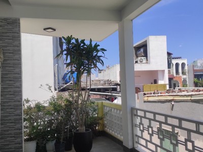 Nhà lê đình lý vài bước ra mt, kiệt 3.5m thông, 73m2, 3 tầng đẹp, kd tốt, 4.x tỷ 1