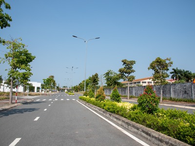 Bán gấp 2 nền liền kề sổ sẵn khu A KDC Lago Centro cạnh Trung Tâm Thương Mại Seamall 6