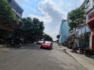 67m2 đất mặt ngõ trâu quỳ, gl hn. ô tô thông. 5 tỷ x. lh 0989894845. 0