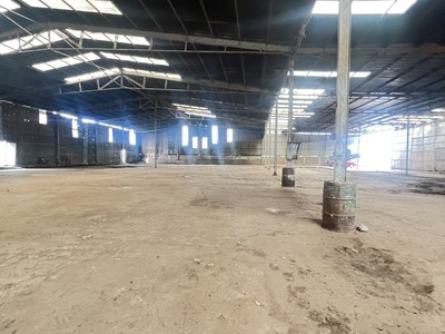 Cho thuê xưởng bến cát bình dương   khu vực sản xuất đa ngành nghề.diện tích: 2400m  .giá thuê: 1