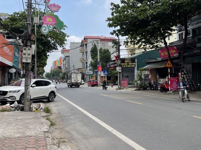 45m2 vân trì, vân nội, đông anh.  địa điểm gần kề mặt đại lộ vân trì, 5m ra đại lộ 4 xe con tránh 0