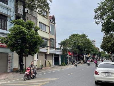 45m2 vân trì, vân nội, đông anh.  địa chỉ gần cạnh mặt đại lộ vân trì, 5m ra đường lớn 4 ô tô 1