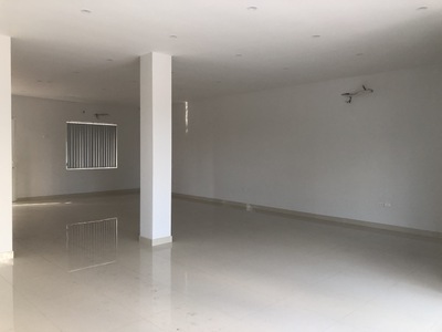 Chính chủ cho thuê nhà liền kề tại khu thành phố giao lưu, đường phạm văn đồng 1