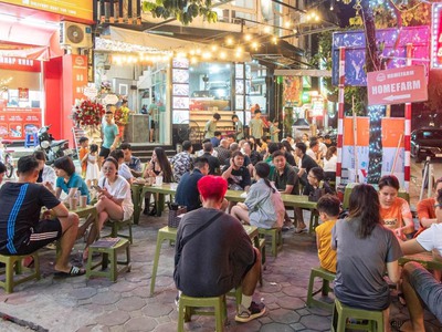 Cần sang nhượng quán ốc hải sản tại đống đa, hà nội. 1