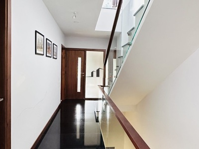2 mặt tiền tôn đức thắng ngay bến xe, 400m2, 3 tầng, 1x tỷ 2