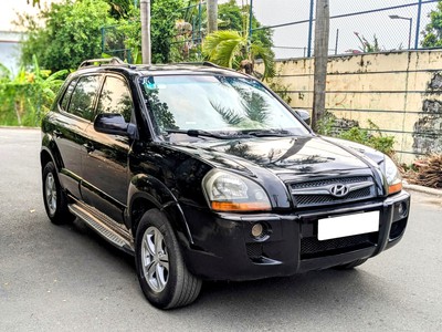 Hyundai Tucson 2010 số tự động màu đen 1