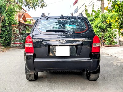 Hyundai Tucson 2010 số tự động màu đen 4