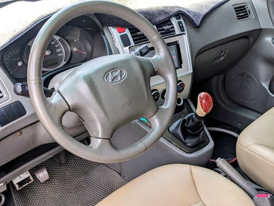 Hyundai Tucson 2010 số tự động màu đen 6