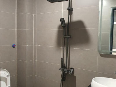 Bán nhà: tập thể 16b ngô thất tố 45/80 m t4 3.75 tỷ đống đa 2