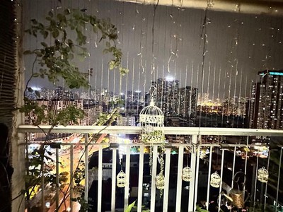 Chính chủ bán căn chung cư 3PN gần 136m2 Central Field 219 Trung Kính 0