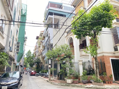 Bán gấp nhà mặt ngõ Kinh doanh, đường Ôtô Hồ Tùng Mậu, Cầu Giấy, 41m x 6T, mt 6m chỉ 9.8 tỷ 0