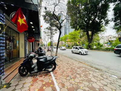 Mặt phố kim mã   chỉ bằng mặt ngõ   150m x 48 tỷ - vỉa hè   kinh doanh   khu vực giá trị tăng cao 0