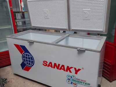 Thanh lý tủ đông 600 lít SANAKY INVERTER 1