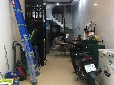Cho thuê mặt bằng kinh doanh tại nhà số 64 phố Khương Thượng   Đống Đa   Hà Nội 2