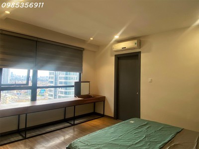Cần bán căn hộ 2pn, diện tích 90m, nhà rộng rãi 3