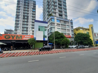 Bán gấp nhà mặt tiền lê đại hành q11 ngay trung tâm thương mại 1t2l st phường 6, q11 giá chỉ 8 tỉ 1