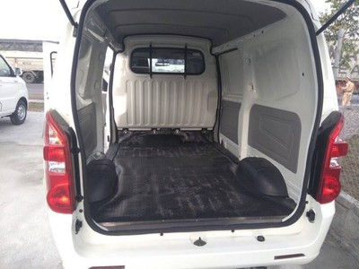 Ôto Kenbo van 5 chỗ 1