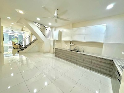 Nhà hẻm xe hơi giáp phú nhuận , bình thạnh 80m 3 tầng 2