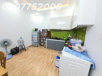 Gấp lắm rôi - hẻm xe hơi - lã xuân oi - 3 tầng chỉ 5 tỷ tlcc 3