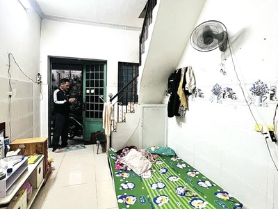 Cần bán gấp, kha vạn cân, dts 54m2, nhà mới ở ngay, hdt 60tr/1n, giá chỉ 2.8ty 4