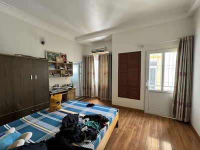 Cần bán 45,6m2 thực tế xây 50m2 nhà 3 tầng ngay cạnh nhà văn hóa tổ 13 Thạch Bàn 0