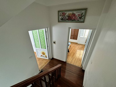 Cần bán 45,6m2 thực tế xây 50m2 nhà 3 tầng ngay cạnh nhà văn hóa tổ 13 Thạch Bàn 6