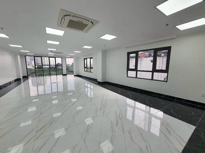 Bán toà VP 9 tầng Hoàng Quốc Việt - 125m2 căn góc có hầm, thông sàn, 2 làn ô tô kinh doanh 2