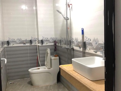 Cho thuê nhà riêng tại Khai Quang, Vĩnh Phúc. 3 tầng 3 phòng ngủ giá chỉ 8 triệu 0