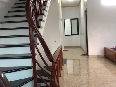 Cho thuê nhà riêng tại Khai Quang, Vĩnh Phúc. 3 tầng 3 phòng ngủ giá chỉ 8 triệu 2