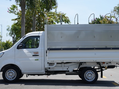 Thaco TF230 tải 1 tấn thùng dài 2m8 trả trước 90 triệu nhận xe 3