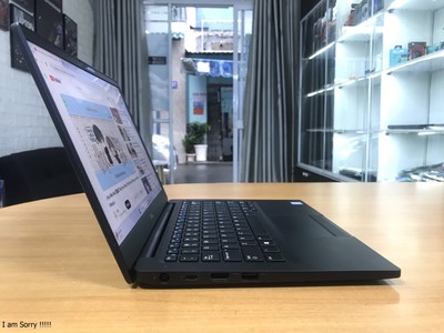 Cần bán laptop Dell Latitude 7390 i5-8350U Carbon 2