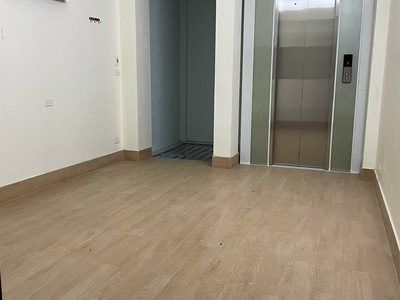 Cho thuê nhà mặt ngõ to, 2 oto nhỏ tránh, 20m ra phố nguyễn thị định, thanh xuân 1