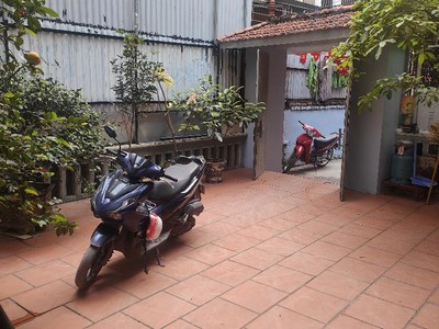 Nam từ liêm- mễ trì- 132m2-mt 7,6m ,ô tô 4c  - ô tô tránh dừng đỗ - phù hợp mua ở hay xây toà ccmn., 0