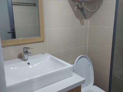 Chính chủ cần cho thuê căn hộ lầu 5 full nội thất tại 530a xvnt, p.25 4