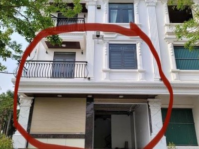 Chính chủ  không phải môi giới  cho thuê tầng 1, 2 shophouse liền kề tp giao lưu 0