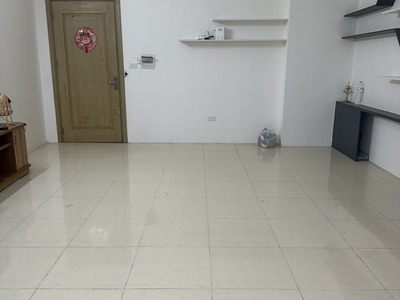 Chính chủ gửi bán căn hộ góc view Hồ, full nội thất giá rẻ nhất KDT Thanh Hà Cienco 5 4