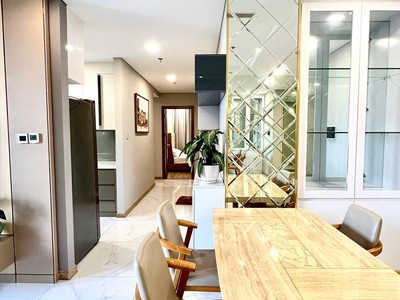 Chính chủ bán 3pn landmark 81 full nội thất đã có sổ 1