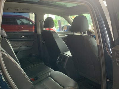 Volkswagen Teramon siêu Hot, giá tốt, đủ màu, giao xe ngay. 2
