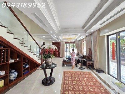 Siêu phẩm biệt thự ga mu đa,ở sướng, kinh doanh văn phòng, không gian tuyệt vời 1