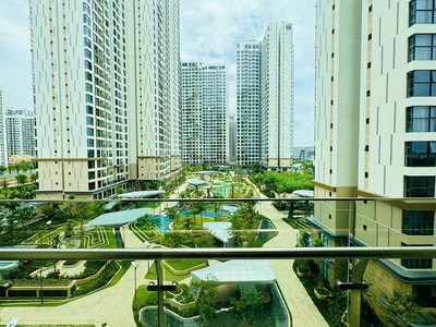 Cho thuê căn hộ 1pn 53m2 mcp : tầm nhìn hồ bơi or vincom mega mall 0